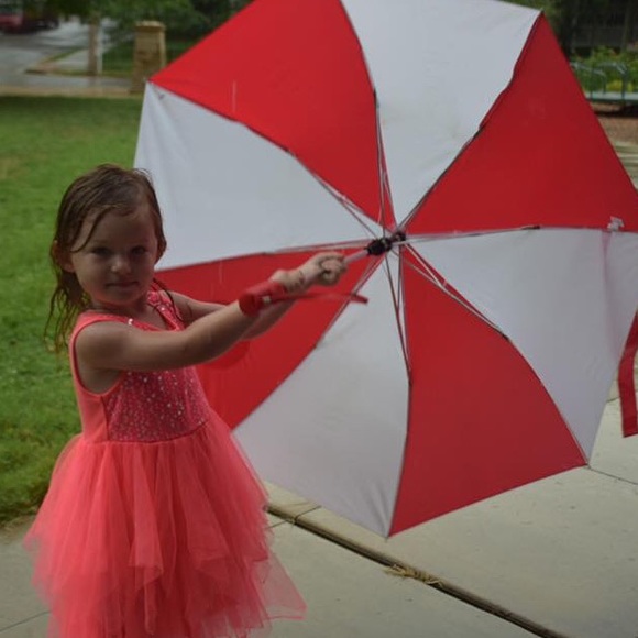 Buy with Confidence! Im a Posh Ambassador with a Five Star Rating! - Picture 9 of 10